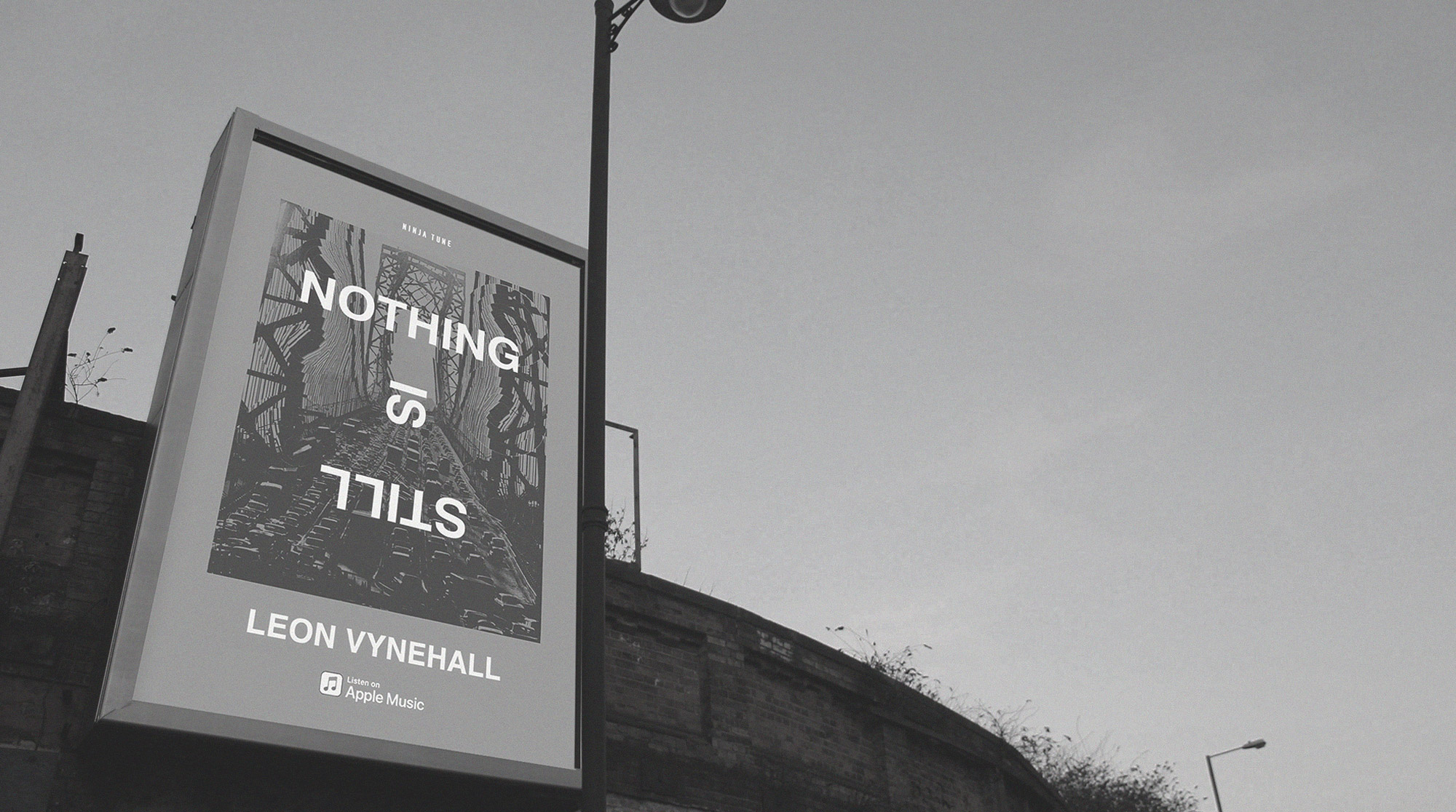 Leon Vyenhall –